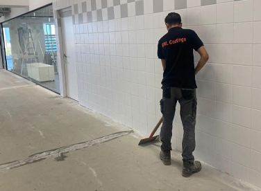 Voorbewerking aansluiting wand