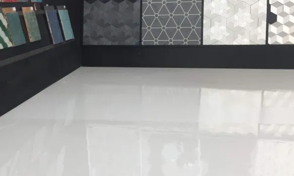 BNL Coatings - PVC kantoor vloer - Bedrijfsvloer coating - Epoxy vloer - PVC vloer - Showroom vloer - Winkel vloer