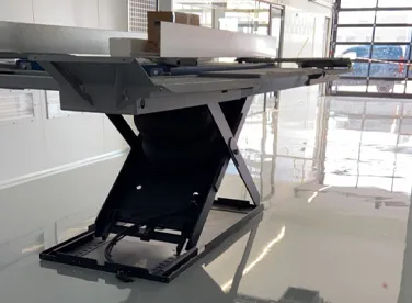 Vloer garagebedrijf, epoxy vloer, vloeistofdichte vloer