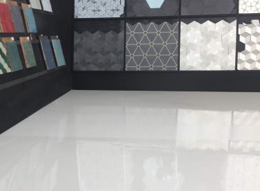 Epoxy vloer showroom