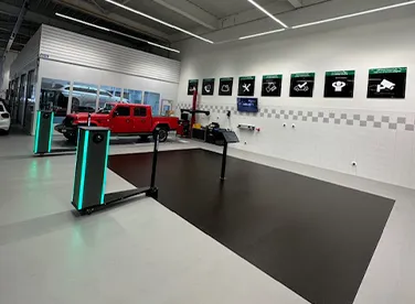 Vloer autobedrijf op kleur met antislip